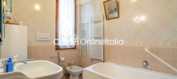 6-Zimmer Wohnung in Prato, Italy, Nr. 47668 16