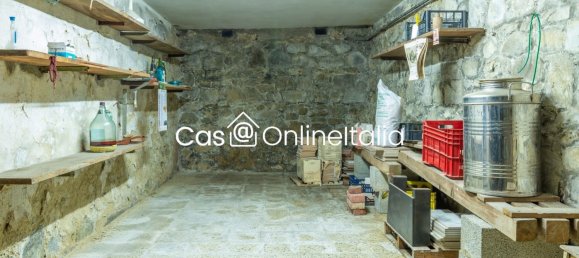 6-Zimmer Wohnung in Prato, Italy, Nr. 47668 27