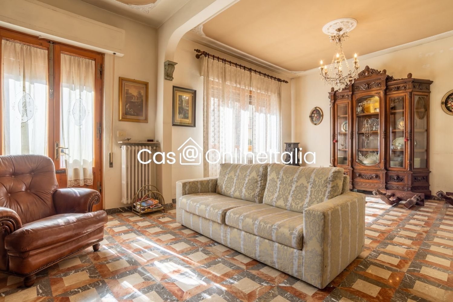 6-Zimmer Wohnung in Prato, Italy, Nr. 47668