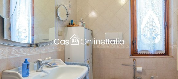 6-Zimmer Wohnung in Prato, Italy, Nr. 47668 18