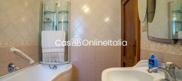 6-Zimmer Wohnung in Prato, Italy, Nr. 47668 17