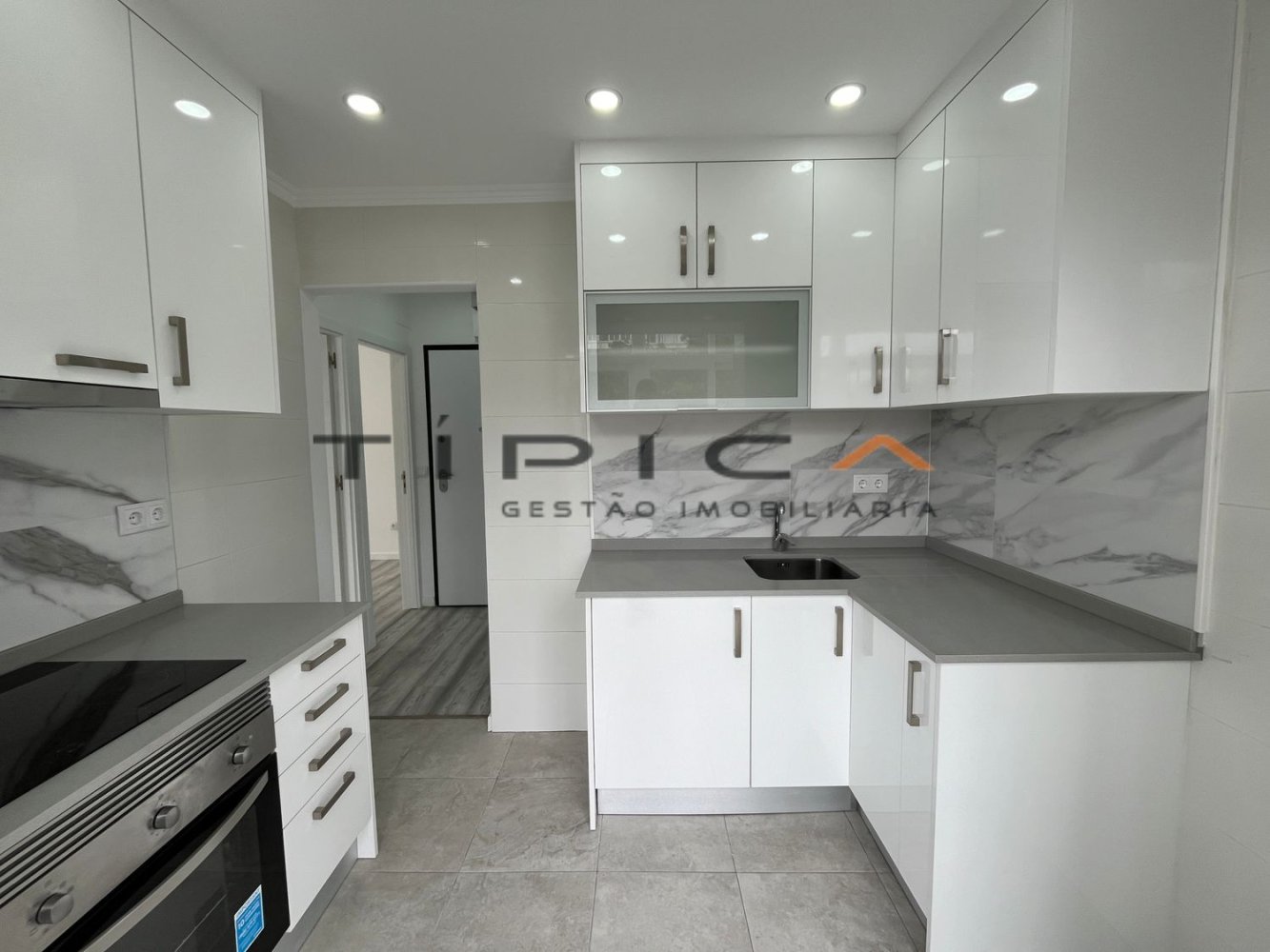 Apartamento de 1 dormitorio en Lisbon, Portugal No. 153045