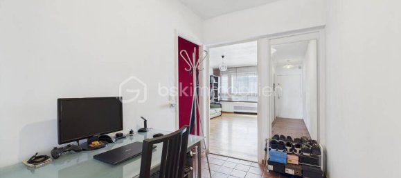 Apartamento de 2 dormitorios en Paris, France No. 292684 10