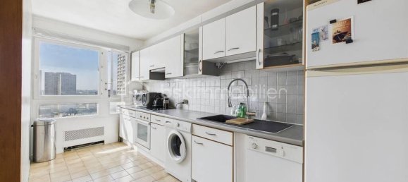 Apartamento de 2 dormitorios en Paris, France No. 292684 9