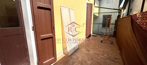 Apartamento de 3 dormitorios en Reggio Emilia, Italy No. 277367 8