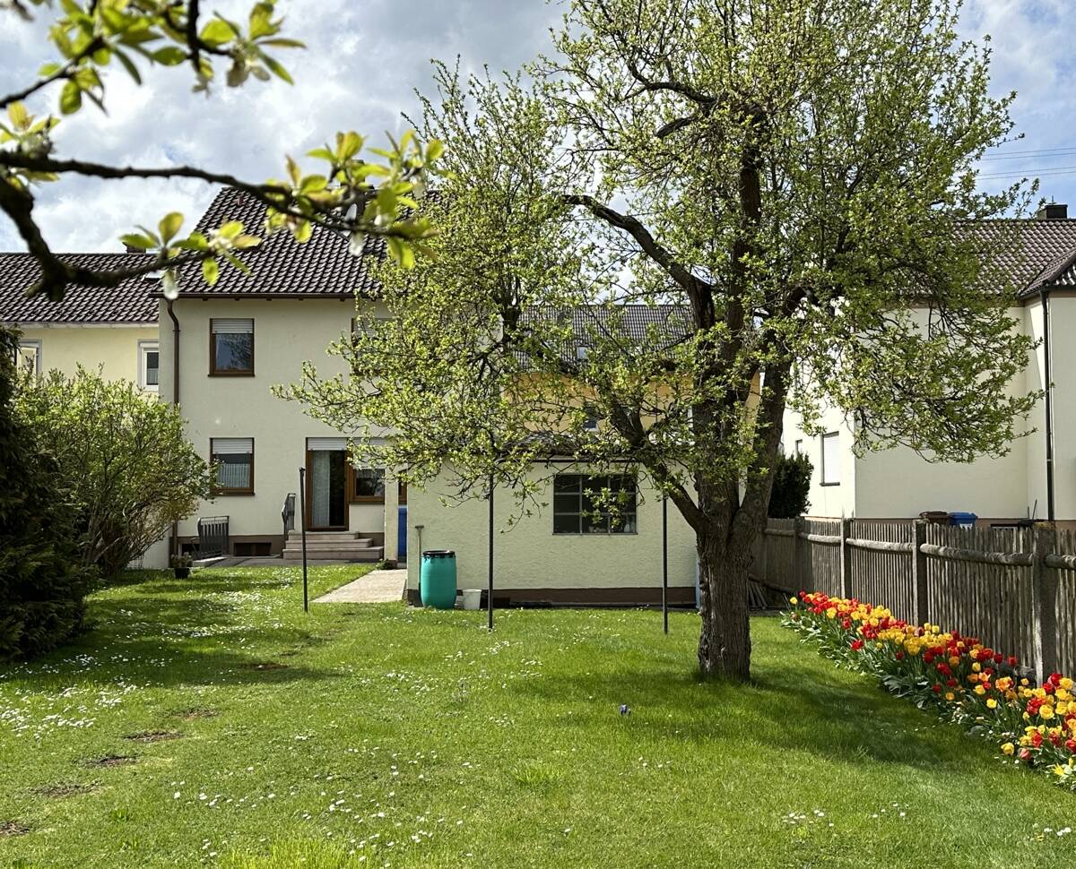 5 bedrooms Townhouse in Augsburg, Germany No. 314515