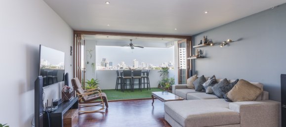 3 bedrooms Condo in Bangkok, Thailand No. 7081 2