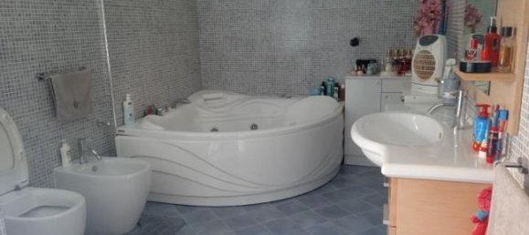 5 rooms Apartment in Cetraro, Italy No. 323060 5