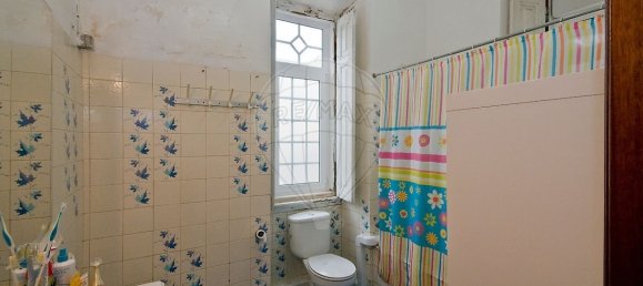 4 Schlafzimmer Doppelhaus in Lisbon, Portugal, Nr. 136072 14