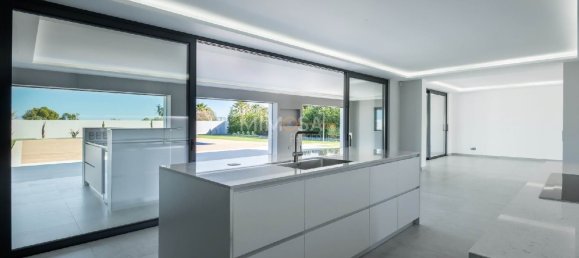 5 bedrooms Villa in Lagos, Portugal No. 122638 13