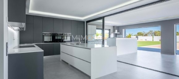 5 bedrooms Villa in Lagos, Portugal No. 122638 15