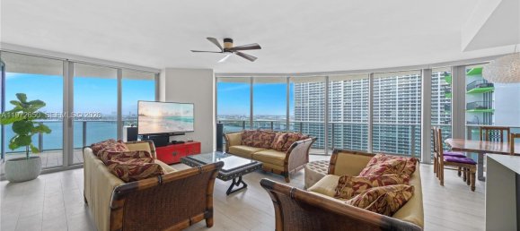 3 chambres propriété commerciale à vendre à Miami, Miami-Dade, Florida, USA № 615462 21