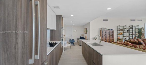 3 chambres propriété commerciale à vendre à Miami, Miami-Dade, Florida, USA № 615462 18