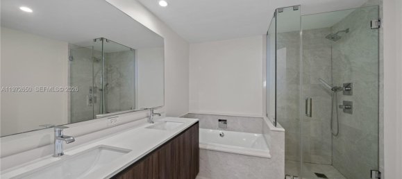 3 chambres propriété commerciale à vendre à Miami, Miami-Dade, Florida, USA № 615462 4