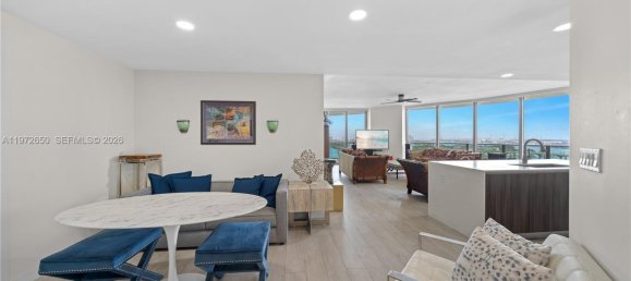 3 chambres propriété commerciale à vendre à Miami, Miami-Dade, Florida, USA № 615462 16