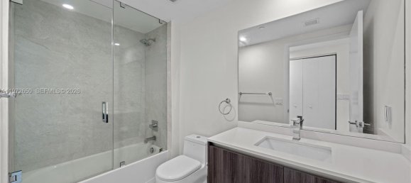 3 chambres propriété commerciale à vendre à Miami, Miami-Dade, Florida, USA № 615462 7