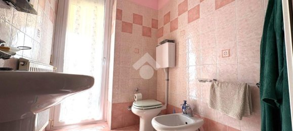 3 Schlafzimmer Wohnung in Sondrio, Italy, Nr. 356622 3