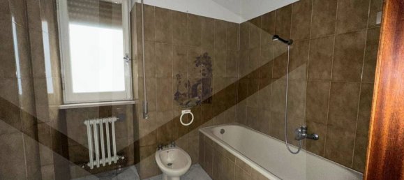 Apartamento de 4 divisões em Avezzano, Italy N.º 19175 19