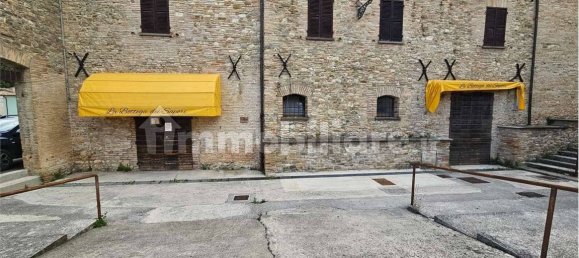 Lagerhaus in Sant'Angelo in Vado, Italy 400m², Nr. 260126 9