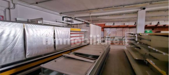 Lagerhaus in Sant'Angelo in Vado, Italy 400m², Nr. 260126 17