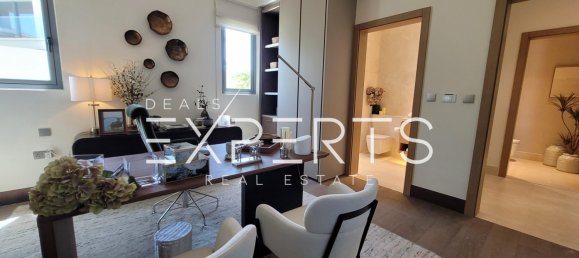 Villa de 4 dormitorios en Abu Dhabi, UAE No. 50407 10