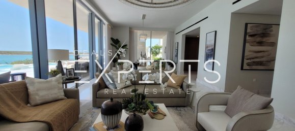 Villa de 4 dormitorios en Abu Dhabi, UAE No. 50407 3