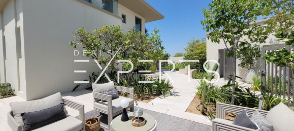 Villa de 4 dormitorios en Abu Dhabi, UAE No. 50407 12