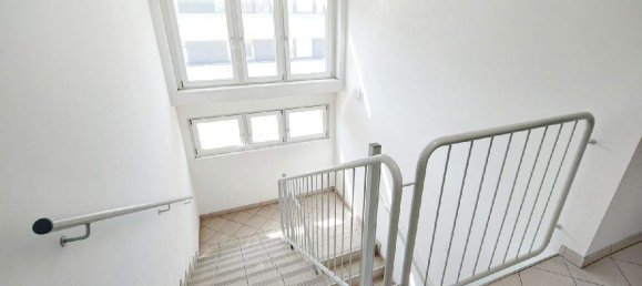 3 rooms Apartment in Meidling, Austria No. 129198 9