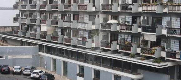 282m² Warehouse in Cascais, Portugal No. 73539 3