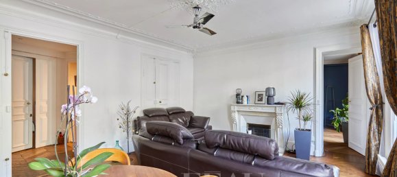 3 bedrooms Apartment in Paris, France No. 121700 5