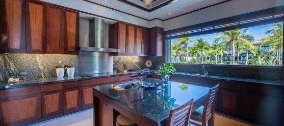 4 bedrooms Villa in Kamala, Thailand No. 5877 3