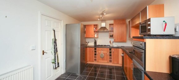 4 bedrooms House in Bromsgrove, United Kingdom No. 2415 4