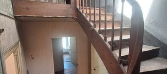 5 bedrooms House in Marans, France No. 287636 3