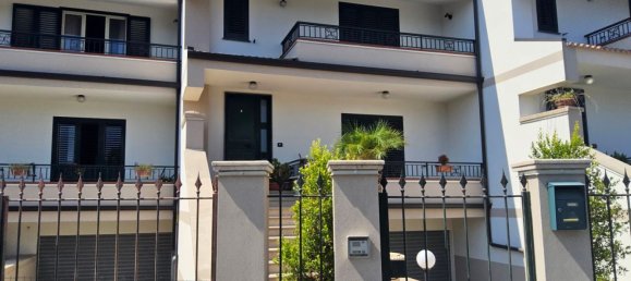 7 Schlafzimmer Haus in Gioiosa Ionica, Italy, Nr. 355631 7