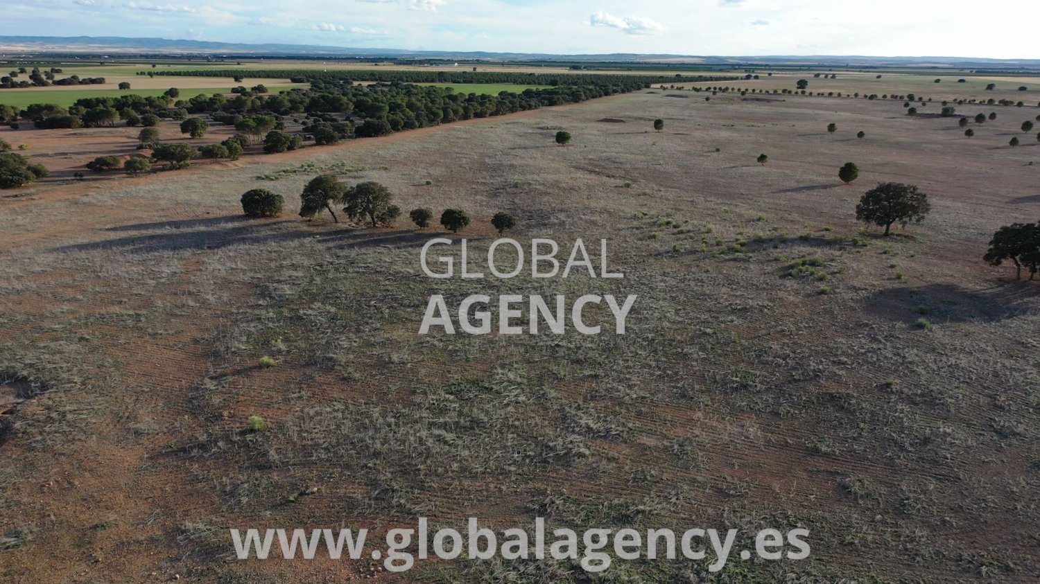 Grundstück in Albacete, Spain 920000m², Nr. 186861