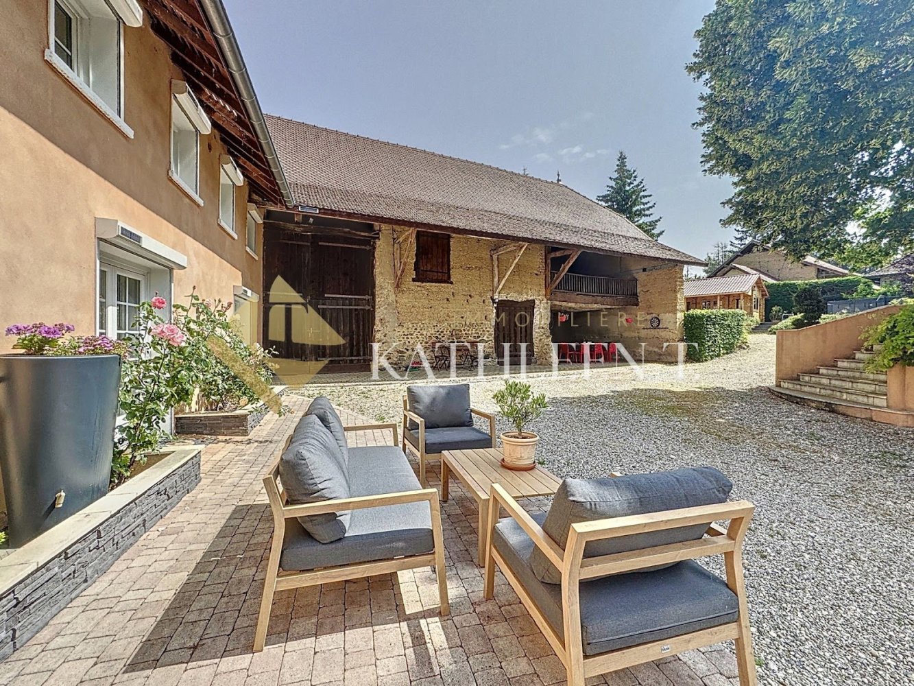 4 bedrooms House in Bourgoin-Jallieu, France No. 308033