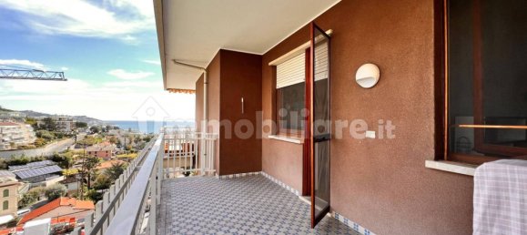 3 bedrooms Apartment in Sanremo, Italy No. 160719 2