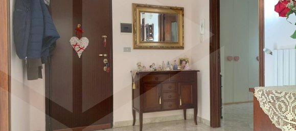 4-salle Appartement à Casamassima, Italy No. 21986 7