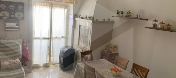 4-salle Appartement à Casamassima, Italy No. 21986 11