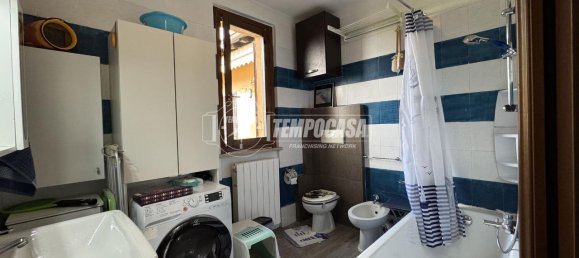 2-salle Appartement à Treviglio, Italy No. 129284 7