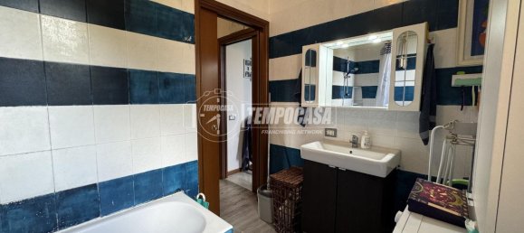 2-salle Appartement à Treviglio, Italy No. 129284 8