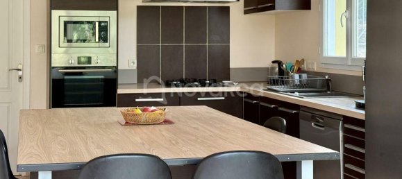 4 bedrooms Villa in Pouillon, France No. 277867 4