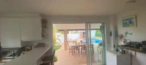 4 bedrooms House in La Pobla de Vallbona, Spain No. 135321 9