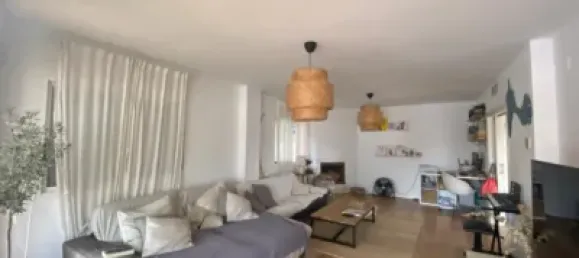 4 bedrooms House in La Pobla de Vallbona, Spain No. 135321 6