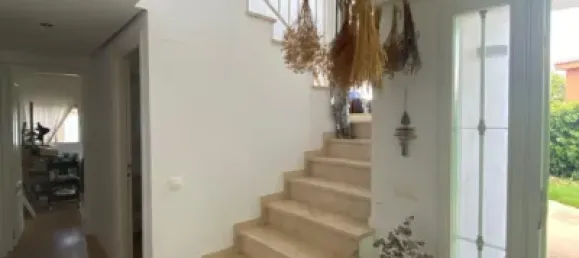 4 bedrooms House in La Pobla de Vallbona, Spain No. 135321 5