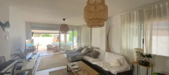 4 bedrooms House in La Pobla de Vallbona, Spain No. 135321 7