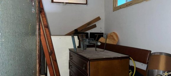 3 rooms Apartment in Artena, Italy No. 161124 8