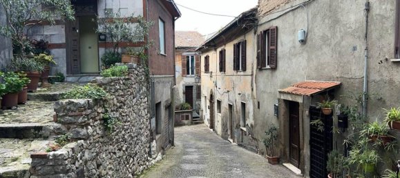 3 rooms Apartment in Artena, Italy No. 161124 2
