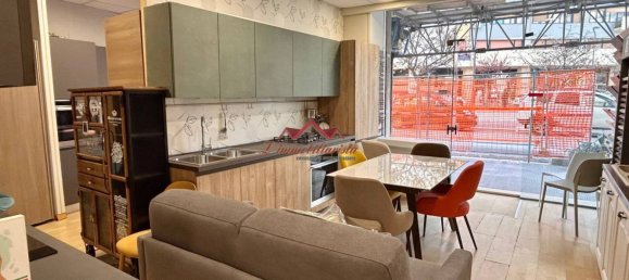 Коммерческая недвижимость с 1 комнатой в Бари, Италия № 233970 4