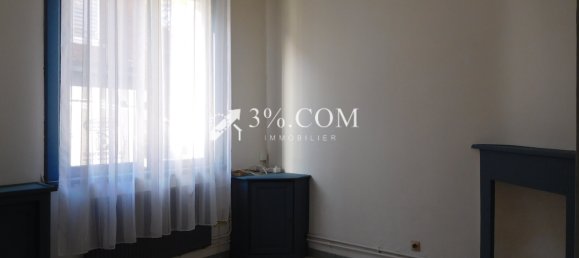 2 bedrooms House in Tourcoing, France No. 159317 6